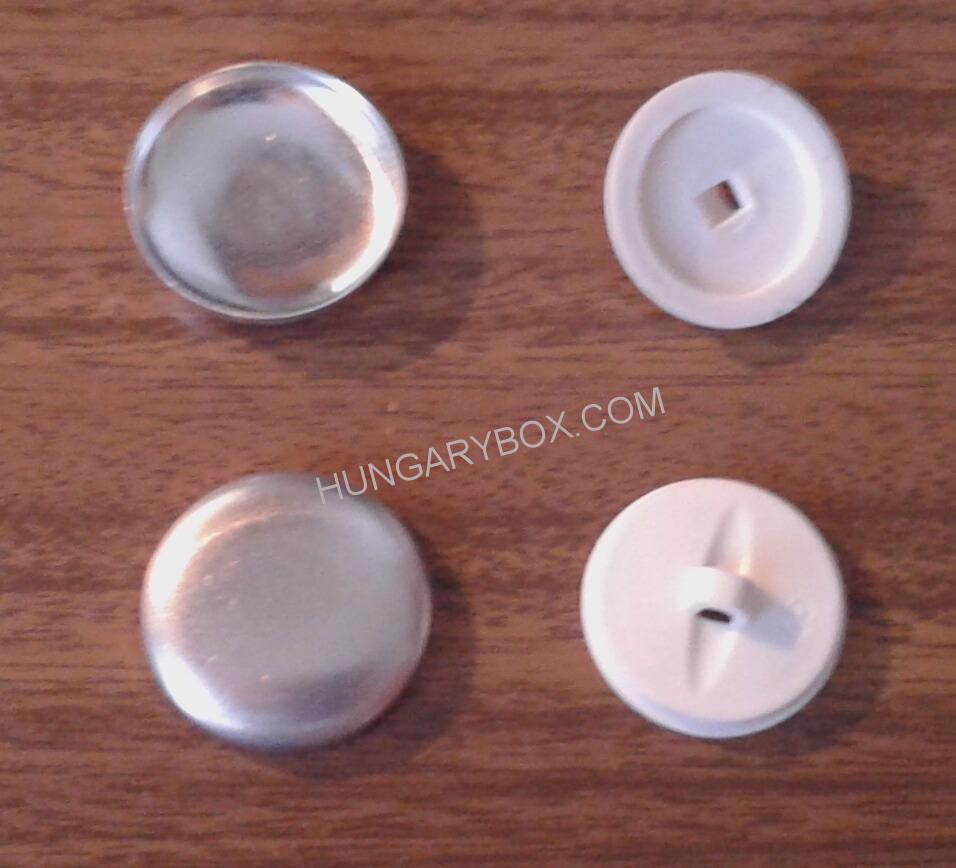 Gombalap műanyag alappal,  fehér 44-es (27  mm) 30 Ft/pár ( 50 pár/cs)        