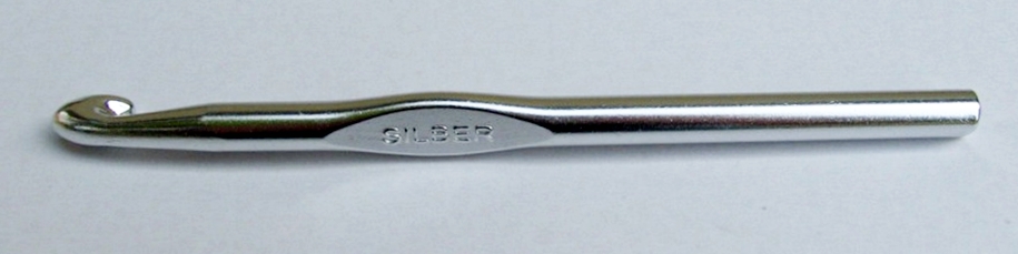 Horgolótű SILBER 7 mm, nyél nélküli.  750 Ft/db       