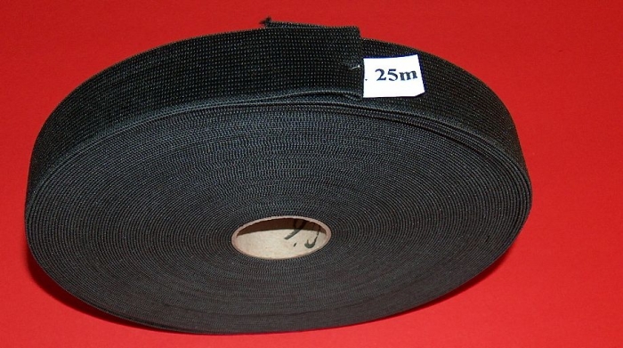 Gumiszalag 20 mm fekete raschel szövésű , 180 Ft / méter (25 méteres)
